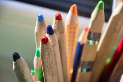 pencils-7495434_1920